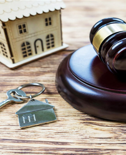 بهترین وکیل ملکی در اندیشه