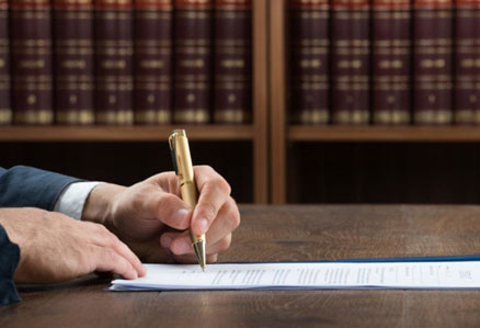 پشتیبانی از حرفه ای ترین و بهترین وکیل اندیشه برای دیده ‌شدن بهتر